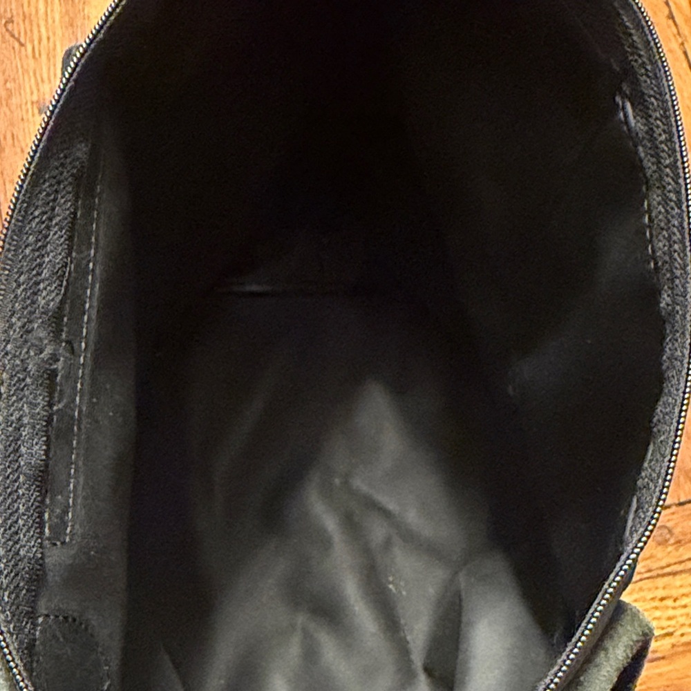 Longchamp Elegant Black Tote - Picture 8 of 14